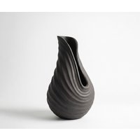 Vase Helixa B17 x T18 x H31 cm Aluminium Basalt Gegossen