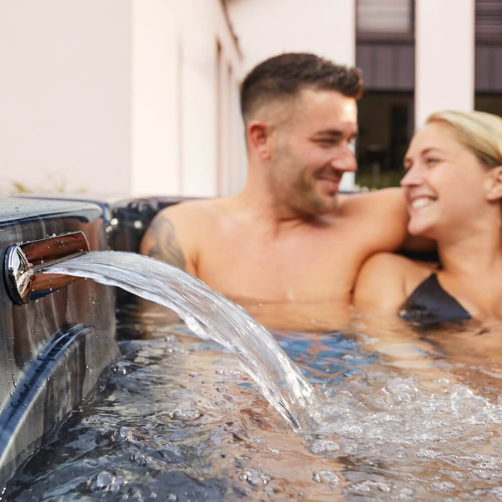 Outdoor Whirlpool BLACK MARBLE PURE - 210 x 160 cm für 3 Personen – Bild 4