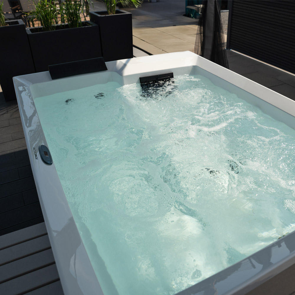 Outdoor Whirlpool NIMBUS DELUXE PURE 190 x 140 cm für 2 Personen – Bild 4