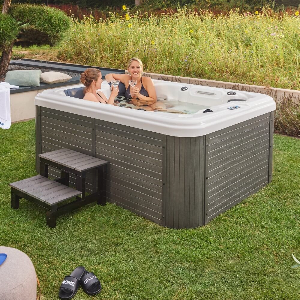 Outdoor Whirlpool BEACH - Mit Treppe und Thermoabdeckung – Bild 4